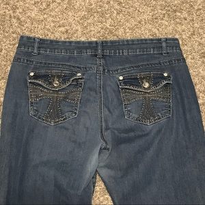 Jeans with cross on back